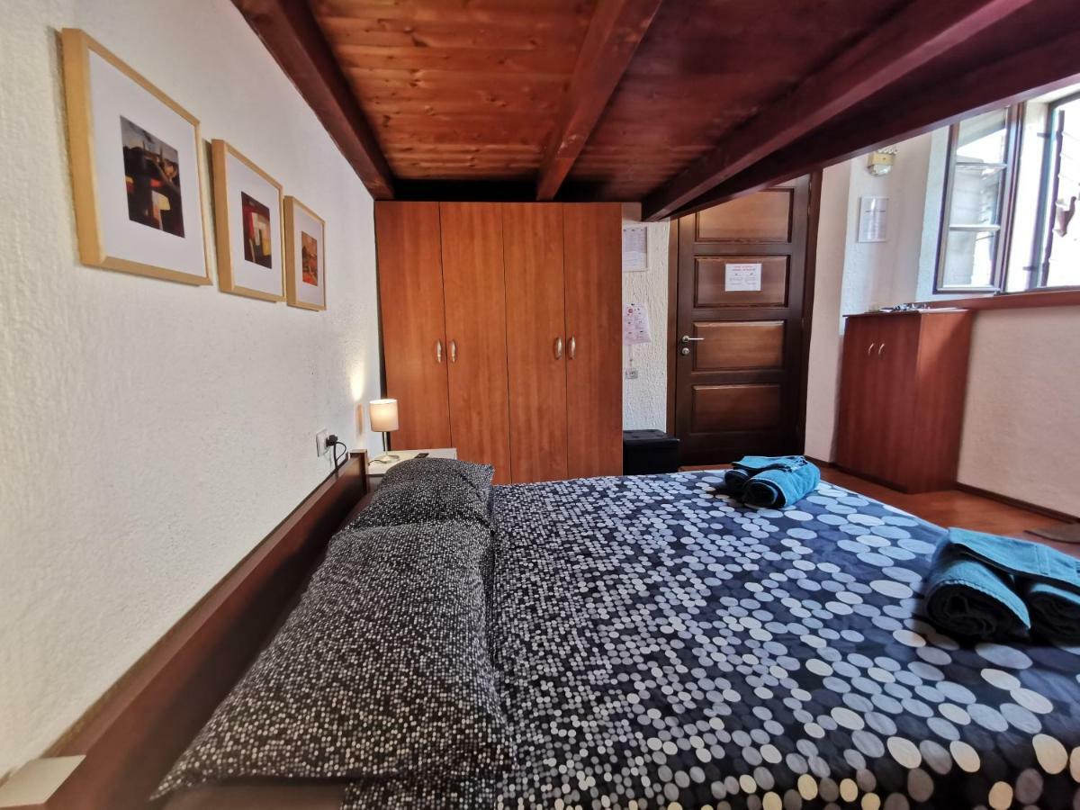 Studio Apartman Galerija Buzet Exteriör bild